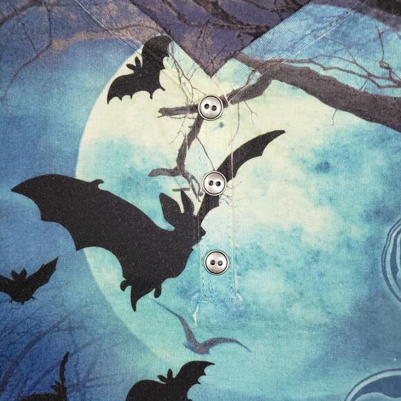 Holiday Traditions Size M Halloween AOP Top Black Cat Pumpkin Bats Spooky Scary - Picture 3 of 9